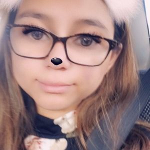 Meet your Posher, Amelia yalisa